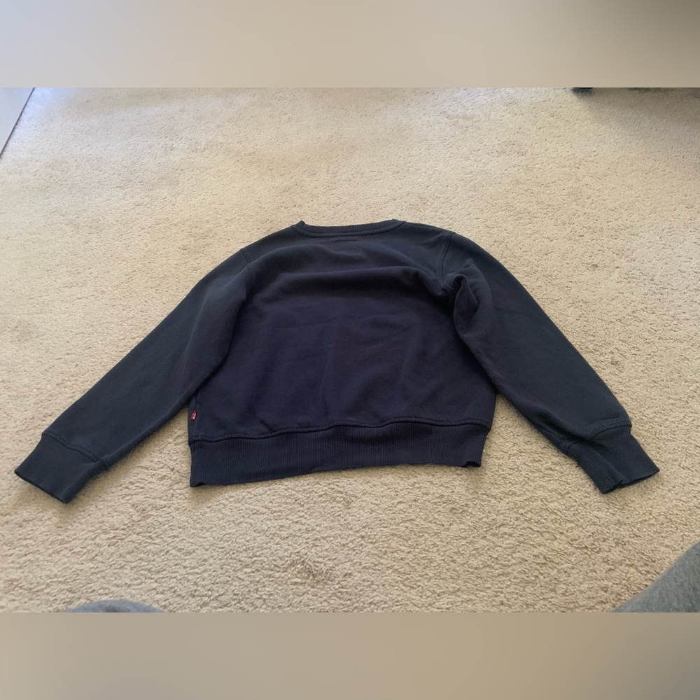 Levi’s boys sweater- navy blue size Medium (boys)